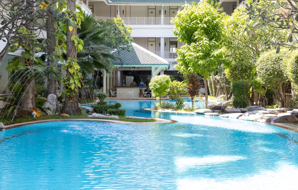 Kalanan Riverside restaurant